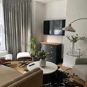  Apartment Contemporary By Salt Life United Kingdom